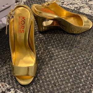 Good Kors by Michael Kors wedges